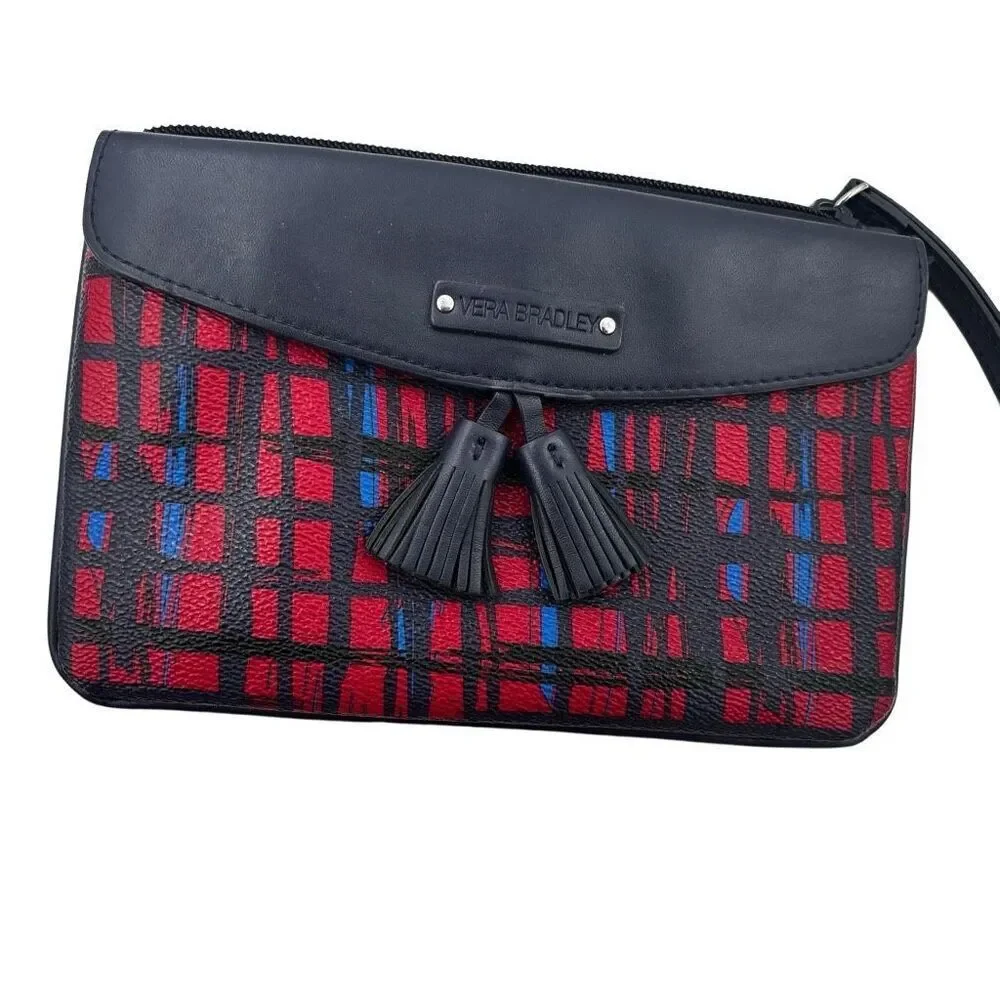 Vera Bradley wristlet front magnetic closure 3 credit card pocket